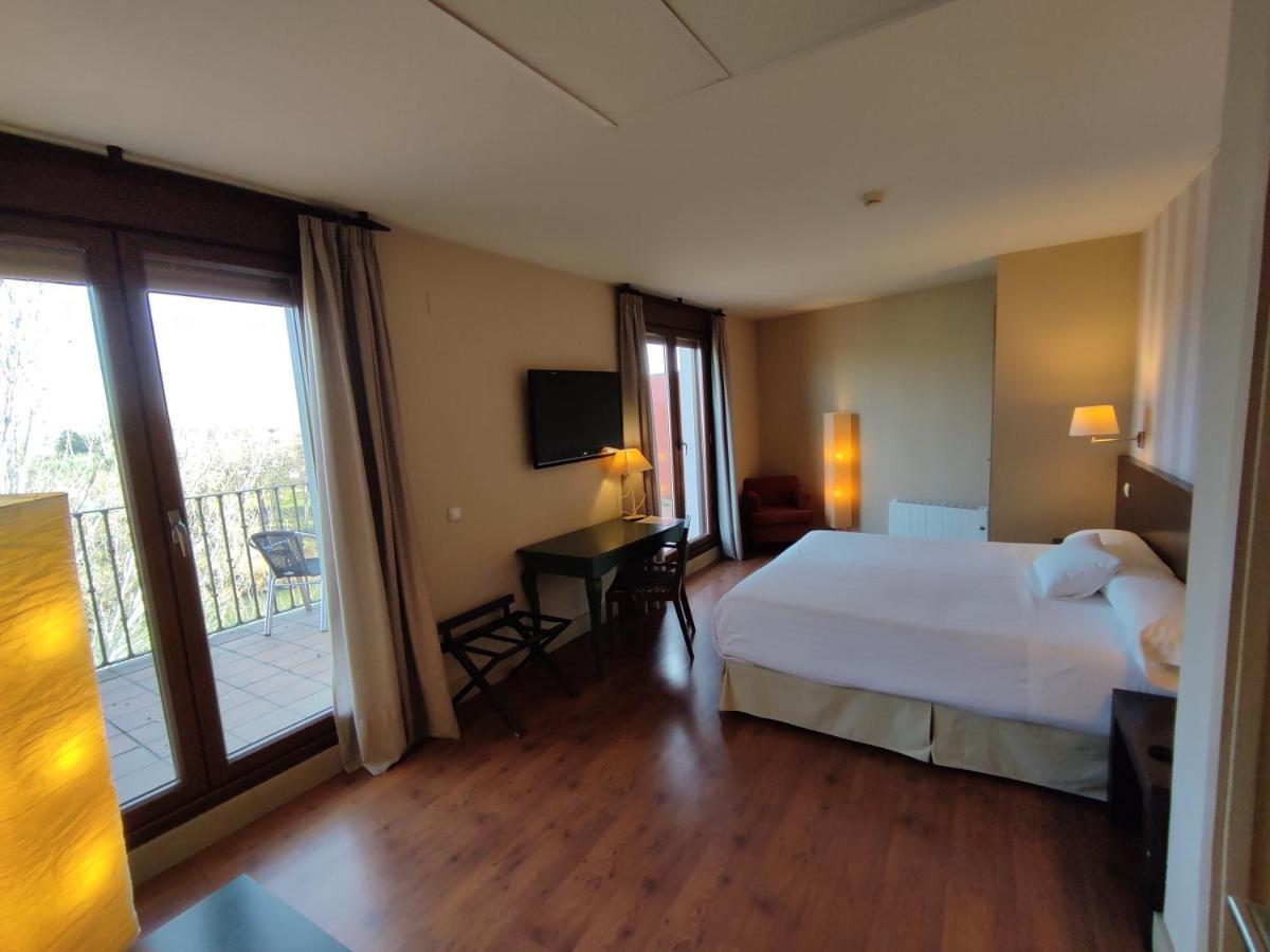 Hotel Puerta del Arco Tudela de Duero Esterno foto