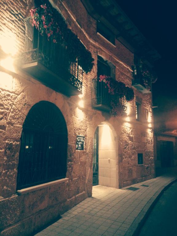 Hotel Puerta del Arco Tudela de Duero Esterno foto