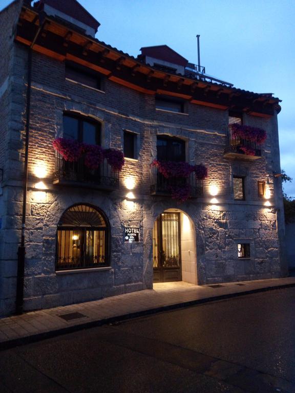 Hotel Puerta del Arco Tudela de Duero Esterno foto